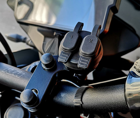 Подвійний USB-роз'єм Touratech для кріплення на кермо.