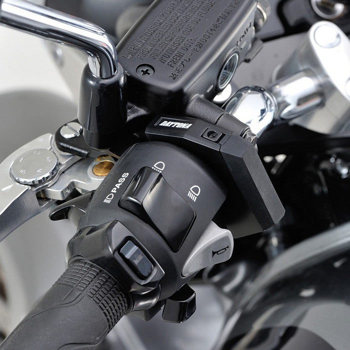 Розетка USB Daytona "Slim" подвійна, для керма 22.2 і 25.4 мм від Touratech.