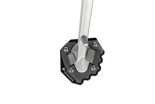 Розширювач основи бічної підставки для Triumph Tiger 1200 (2022-) від Touratech.