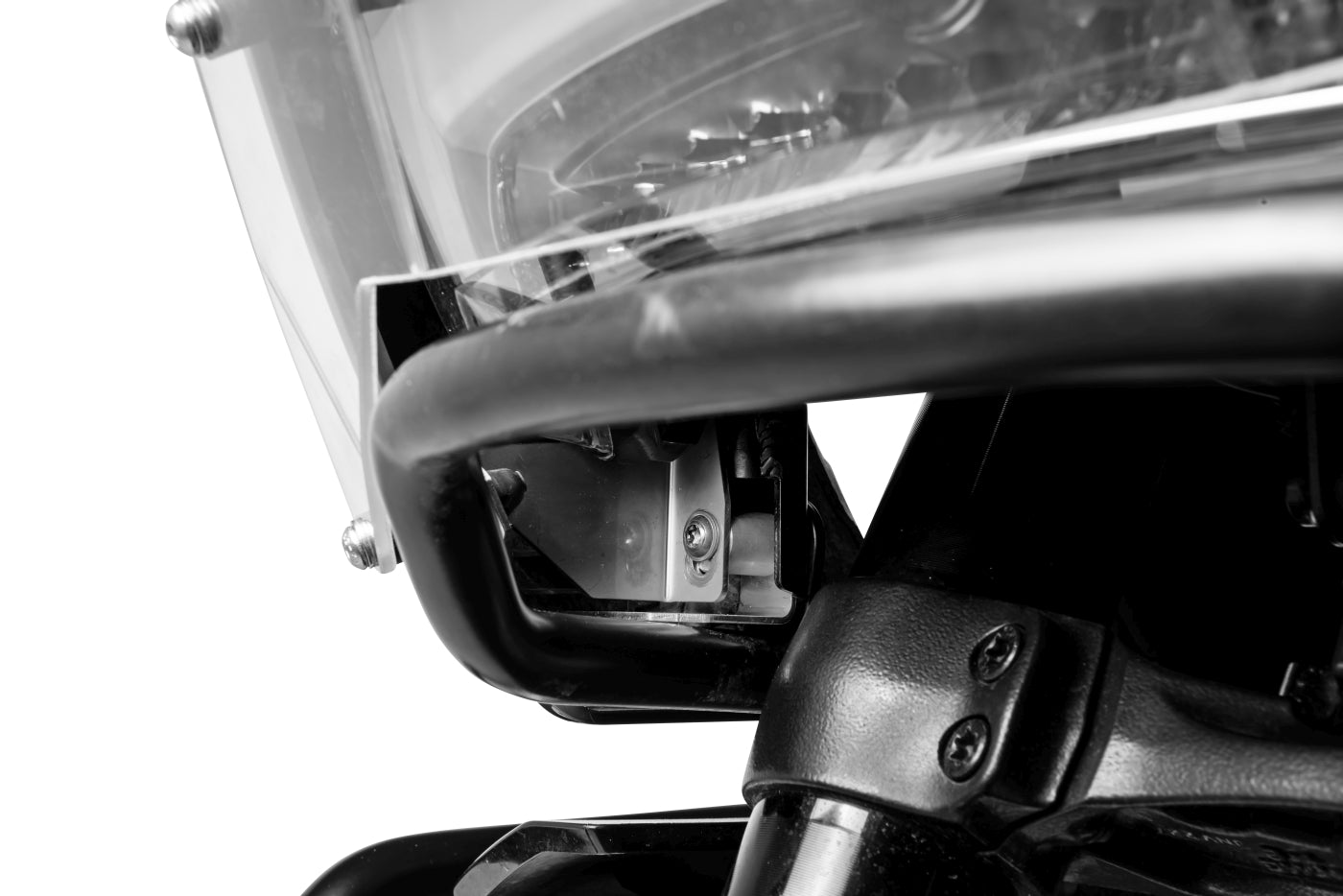 Протикрадіжний захист переднього обтічника для Harley-Davidson RA1250 Pan America від Touratech.