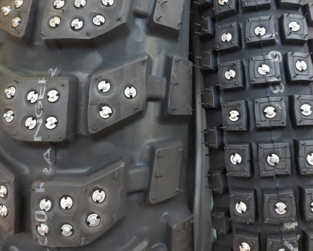 Шипи Touratech для вкручування 1200, упаковка 100 шт., включаючи адаптер для вкручування.