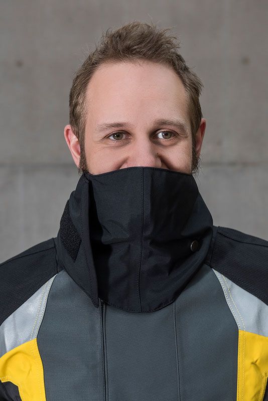 Штормовий комір Compañero