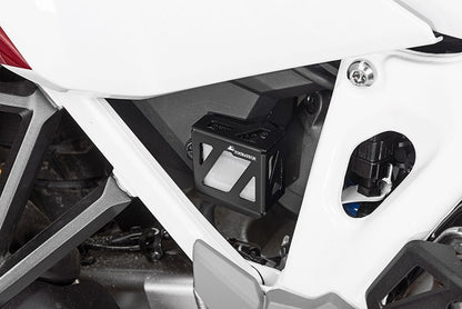 Захист резервуара гальмівної рідини чорний для Honda CRF1100L Africa Twin/ CRF1100L Adventure Sports від Touratech.