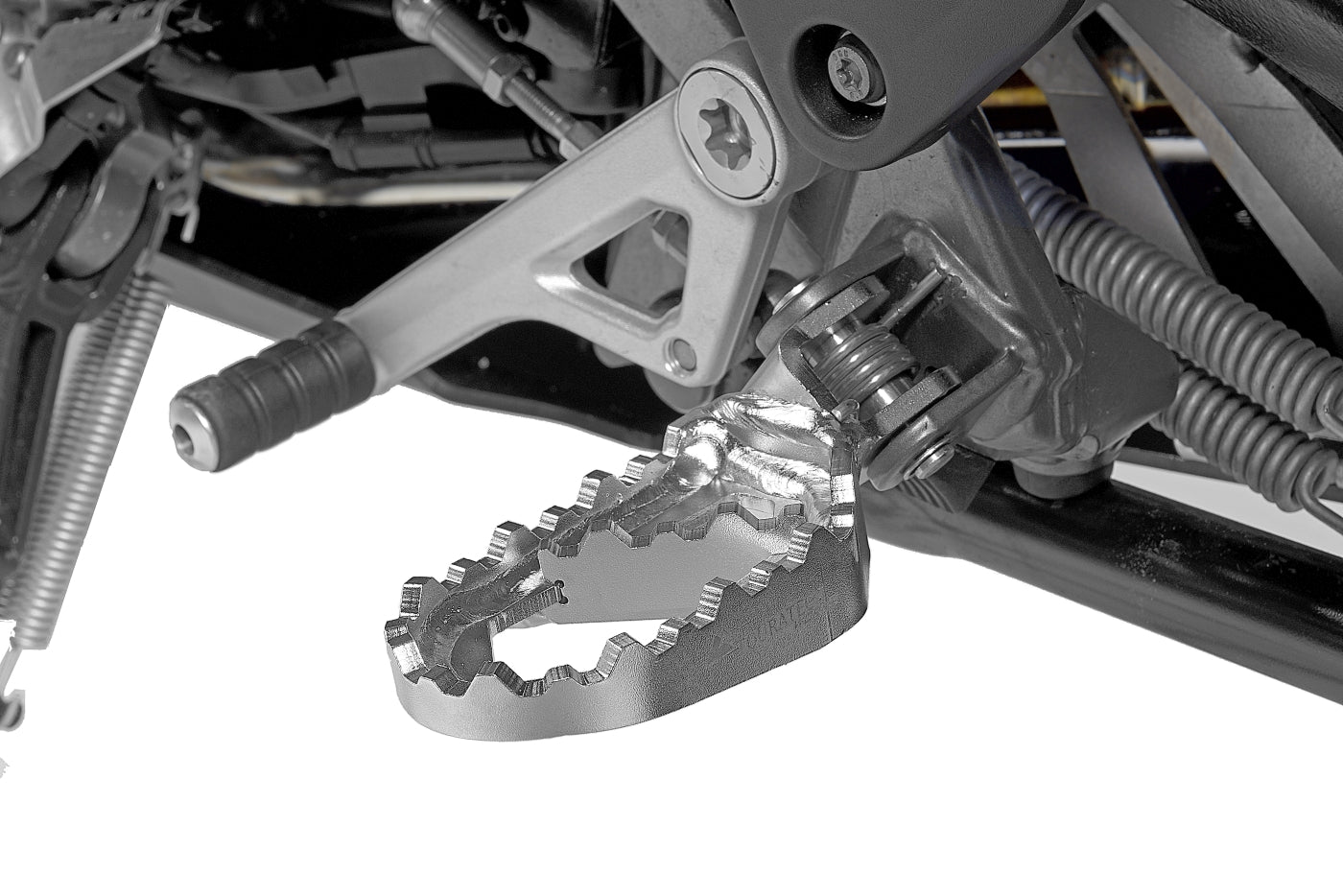 Преміальні  підніжки *Works*, занижені для BMW R1300GS/ Adventure, R1250GS/ Adventure, R1200GS (LC)/ Adventure (LC), F900GS/ Adventure, F850GS/ Adventure, F800GS (2024-), F750GS